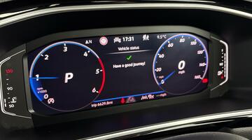 2025 Volkswagen 2.0 TDI R-Line DSG Euro 6 5-door (Black) - Image: 12