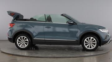 2022 Volkswagen TSI Style 2WD Euro 6 2-door (Multicolour) - Image: 10