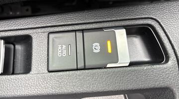 2025 Volkswagen TSI R-Line DSG 2WD Euro 6 2-door (Grey) - Image: 13