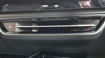 2025 Volkswagen Pro 77kWh Match Plus Fastback Auto 5-door (Multicolour) - Image: 39