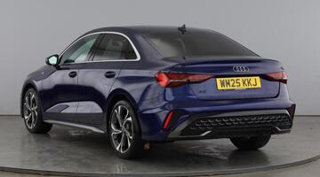 2025 Audi TFSI 35 S line S Tronic Euro 6 4-door (Blue) - Image: 3