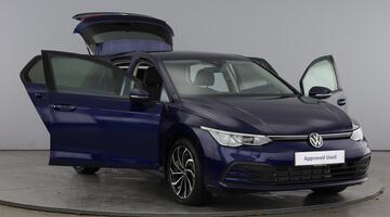 2023 Volkswagen TSI Life Euro 6 5-door (Blue) - Image: 9