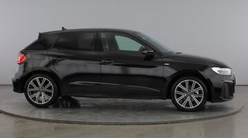 2025 Audi TFSI 35 S line Sportback S Tronic Euro 6 5-door (Black) - Image: 4