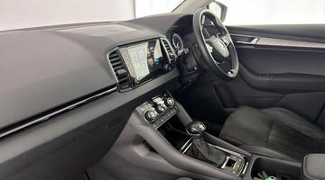 2022 Škoda TSI ACT SE L DSG Euro 6 5-door (Black) - Image: 2