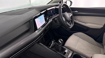 2023 Volkswagen TSI Style Euro 6 5-door (White) - Image: 2