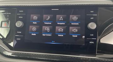 2023 Volkswagen 1.0 TSI Life Euro 6 5-door (Grey) - Image: 18