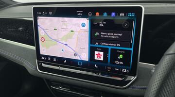 2025 Volkswagen TSI eHybrid 19.7kWh R-Line DSG Euro 6 5-door (Silver) - Image: 29