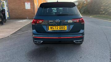 2022 Volkswagen 2.0 TDI R-Line DSG Euro 6 5-door (Blue) - Image: 14