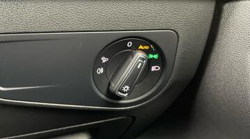 2022 Volkswagen 2.0 TDI R-Line DSG Euro 6 5-door (White) - Image: 20