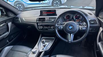 2020 BMW 3.0 BiTurbo Competition DCT Euro 6 2-door (Black) - Image: 26