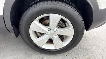 2021 Volvo T2 Momentum Core Euro 6 5-door (White) - Image: 29