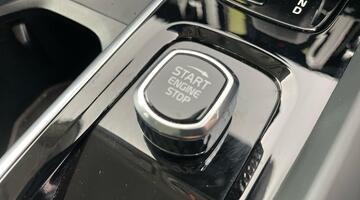 2024 Volvo 2.0 B5 MHEV Plus Auto Euro 6 5-door (Grey) - Image: 20