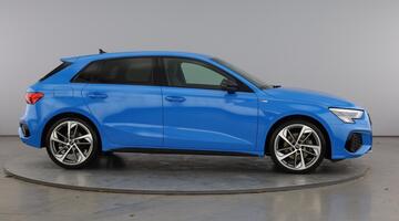 2023 Audi TFSI 35 Black Edition Sportback S Tronic Euro 6 5-door (Blue) - Image: 4