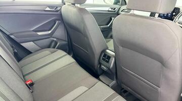 2023 Volkswagen 1.0 TSI Life Euro 6 5-door (Grey) - Image: 14