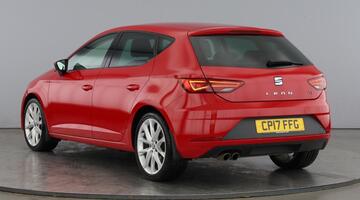 2017 SEAT EcoTSI FR Technology Euro 6 5-door (Red) - Image: 3