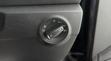 2023 Volkswagen TSI Style DSG Euro 6 5-door (Black) - Image: 23