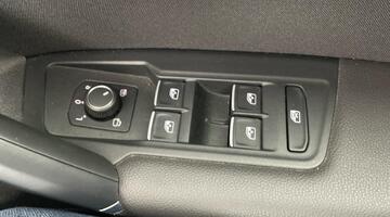 2018 Volkswagen 2.0 TSI SEL DSG 4Motion Euro 6 5-door (White) - Image: 28