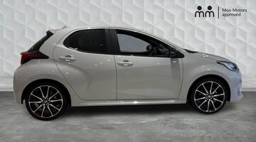 2024 Toyota VVT-h GR SPORT E-CVT Euro 6 5-door (Grey) - Image: 4