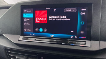 2025 Volkswagen 2.0 TDI C20 Commerce SWB Euro 6 5-door (White) - Image: 14