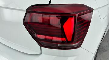 2021 Volkswagen 1.0 TSI Active Euro 6 5-door (White) - Image: 26