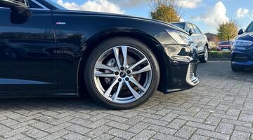 2022 Audi 2.0 TFSI 40 S line S Tronic Euro 6 5-door (Black) - Image: 5