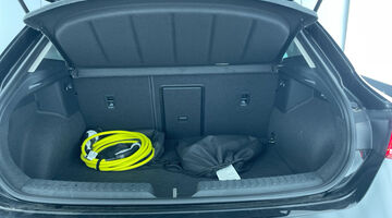 2025 SEAT EHybrid 25.8kWh FR DSG Euro 6 5-door (Black) - Image: 16