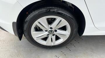 2022 Volkswagen TSI Life Euro 6 5-door (White) - Image: 27