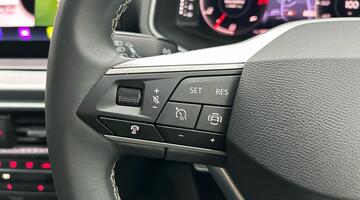 2025 SEAT 1.0 TSI XCELLENCE Lux DSG Euro 6 5-door (Blue) - Image: 21