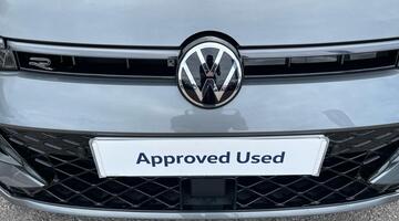 2025 Volkswagen ETSI MHEV R-Line DSG Euro 6 5-door (Grey) - Image: 44