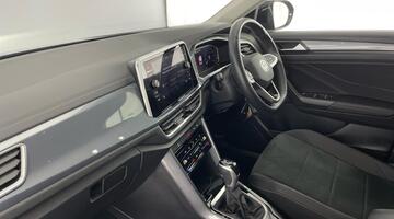 2022 Volkswagen TSI Style DSG Euro 6 5-door (Black) - Image: 2