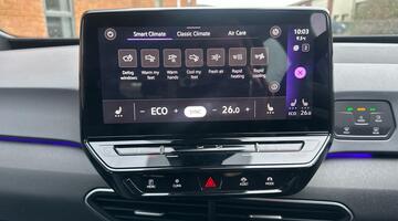 2020 Volkswagen Pro Performance 58kWh Life Auto 5-door (Silver) - Image: 81