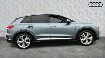 2025 Audi 45 S line Auto 5-door 82kWh (Blue) - Image: 4