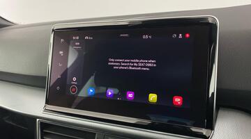 2022 SEAT TSI EVO SE Technology DSG Euro 6 5-door (Red) - Image: 16