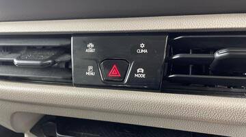 2024 Volkswagen 2.0 TSI Coast DSG Euro 6 4-door (Black) - Image: 25