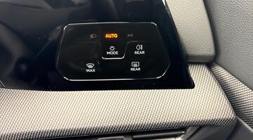 2025 Volkswagen TSI R-Line Euro 6 5-door (Black) - Image: 20