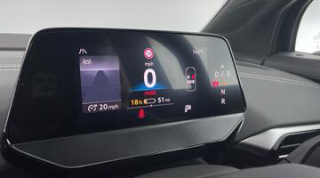 2025 Volkswagen Pro 77kWh Match Auto 5-door (Black) - Image: 13