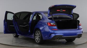 2020 BMW 2.0 318i M Sport Auto Euro 6 4-door (Blue) - Image: 11