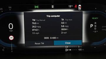 2025 Volvo 2.0h T8 18.8kWh Ultra Bright Auto Euro 6 5-door (Blue) - Image: 12