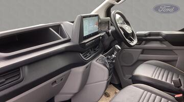 2025 Ford 2.0 320 EcoBlue Trail LH1 Euro 6 5-door (Black) - Image: 2