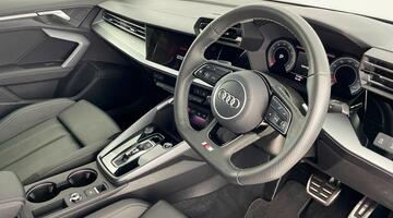 2025 Audi TFSI 35 S line S Tronic Euro 6 4-door (Blue) - Image: 6