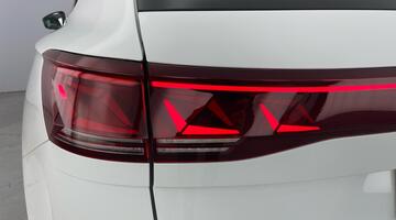 2023 Volkswagen 3.0 TDI V6 Black Edition Tiptronic 4Motion Euro 6 5-door (White) - Image: 37