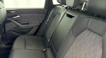 2025 Audi 100kWh Performance Edition 1 Auto 5-door (Black) - Image: 40