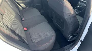 2024 Ford 1.0T EcoBoost MHEV ST-Line DCT Euro 6 5-door (White) - Image: 30