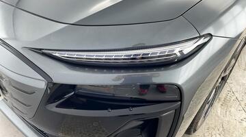 2025 Audi 100kWh Launch Edition Auto quattro 5-door (Grey) - Image: 40