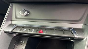 2019 Audi TFSI CoD 35 S line Euro 6 5-door (Red) - Image: 13