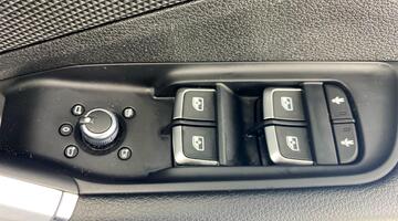 2025 Audi TFSI CoD 35 Black Edition S Tronic Euro 6 5-door (White) - Image: 19