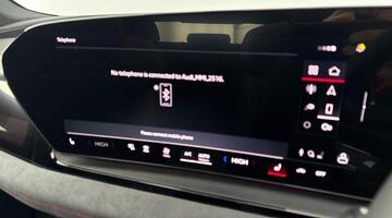 2025 Audi SQ6 SUV Edition 1 e-tron 360,00 kW (Black) - Image: 16