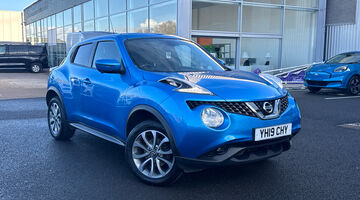 2019 Nissan Tekna XTRON Euro 6 5-door (Blue) - Image: 1