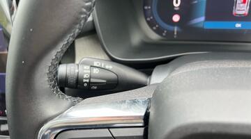 2025 Volvo 2.0 B4 MHEV Ultra Dark DCT Auto Euro 6 5-door (Blue) - Image: 49