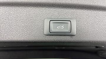 2025 Audi TFSI CoD 35 S line Sportback S Tronic Euro 6 5-door (Black) - Image: 33